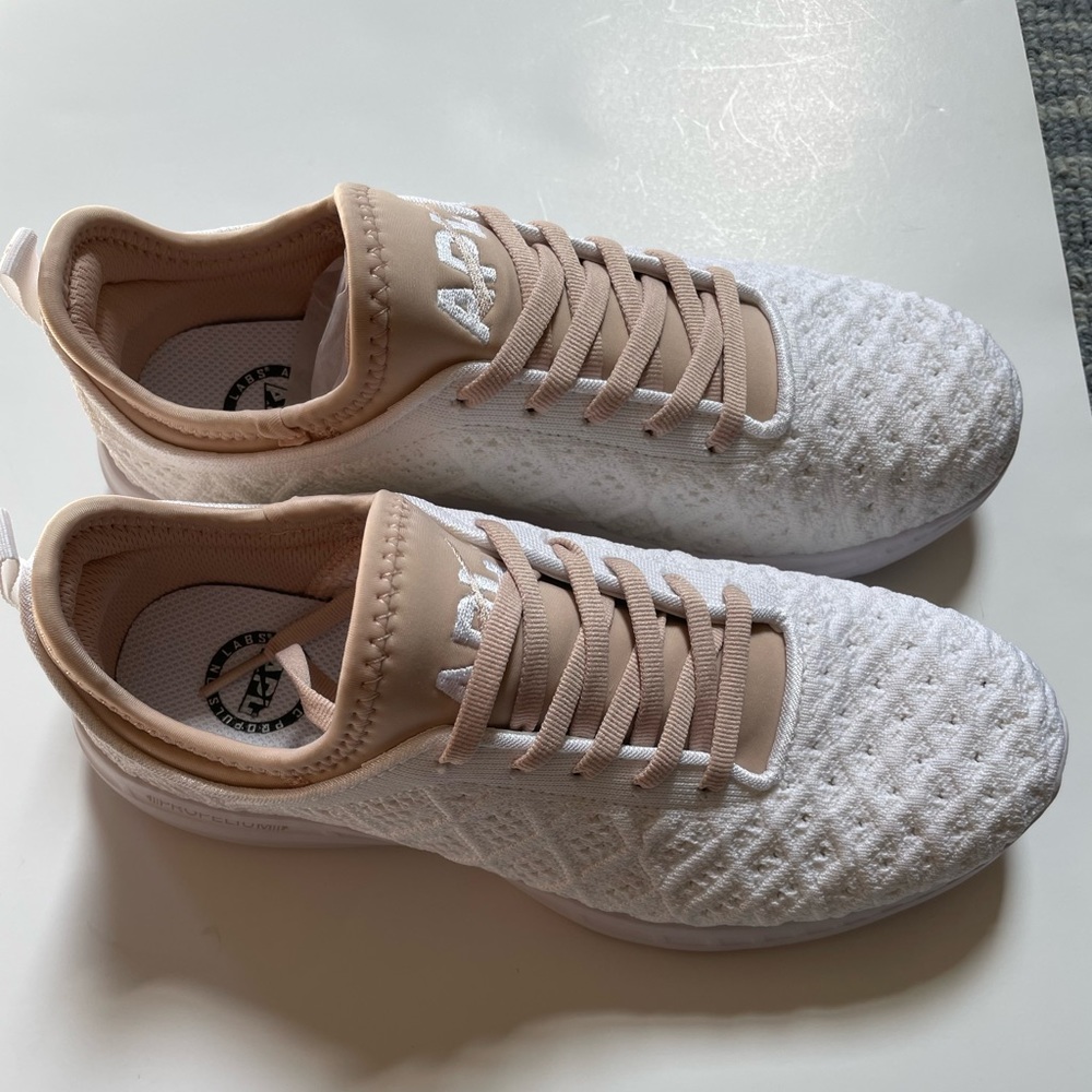 APL tech loom running shoes